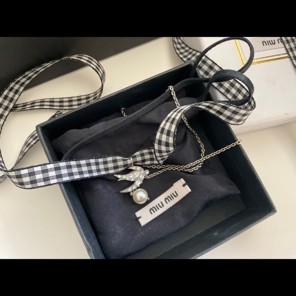 Authentic New MiuMiu Necklace - Picture 1 of 2